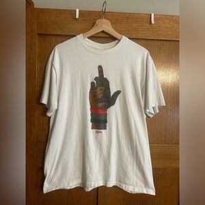 Supreme Dead Prez White Tee-Shirt. SIZE MEDIUM